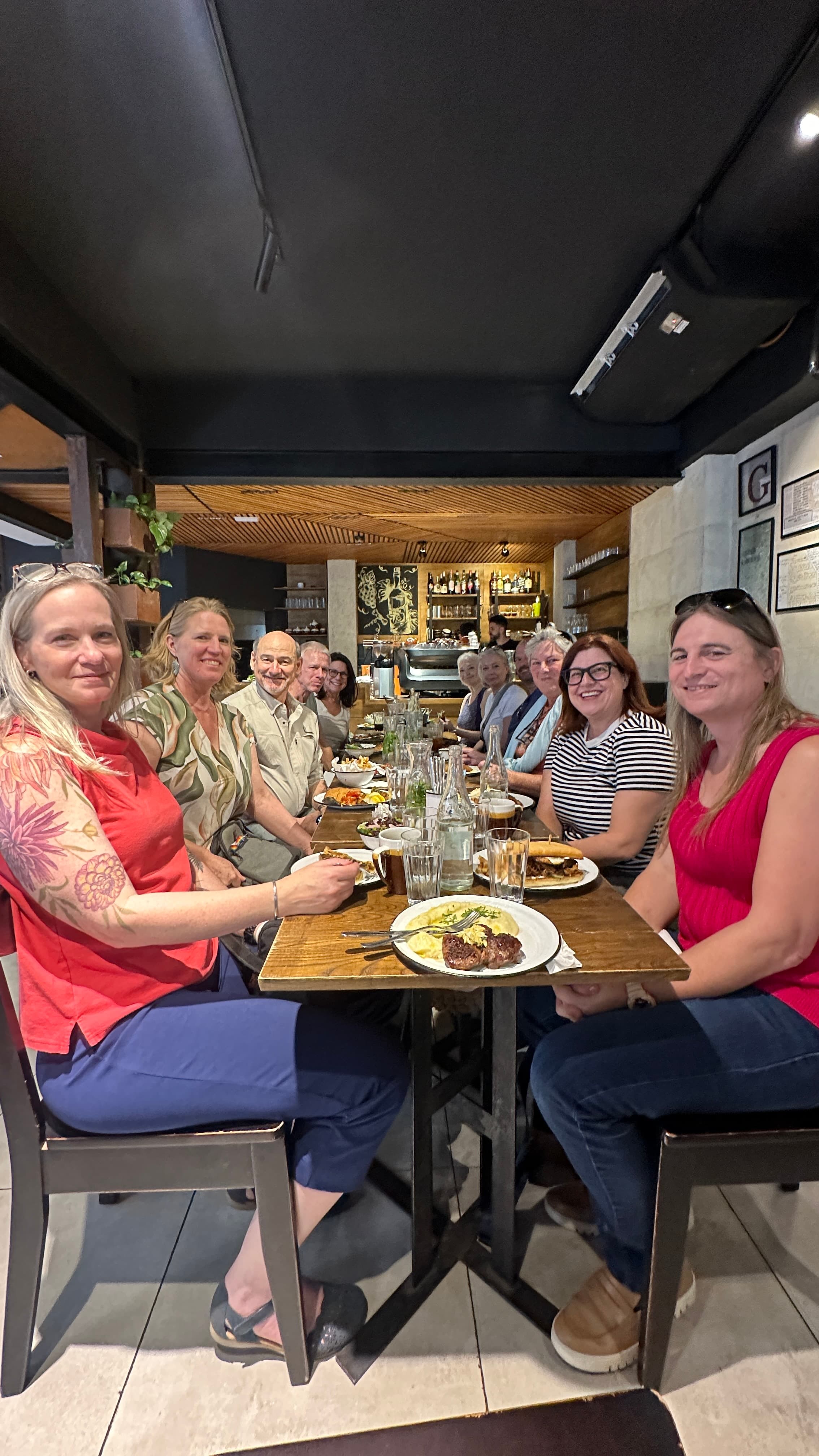 Expat community meetup