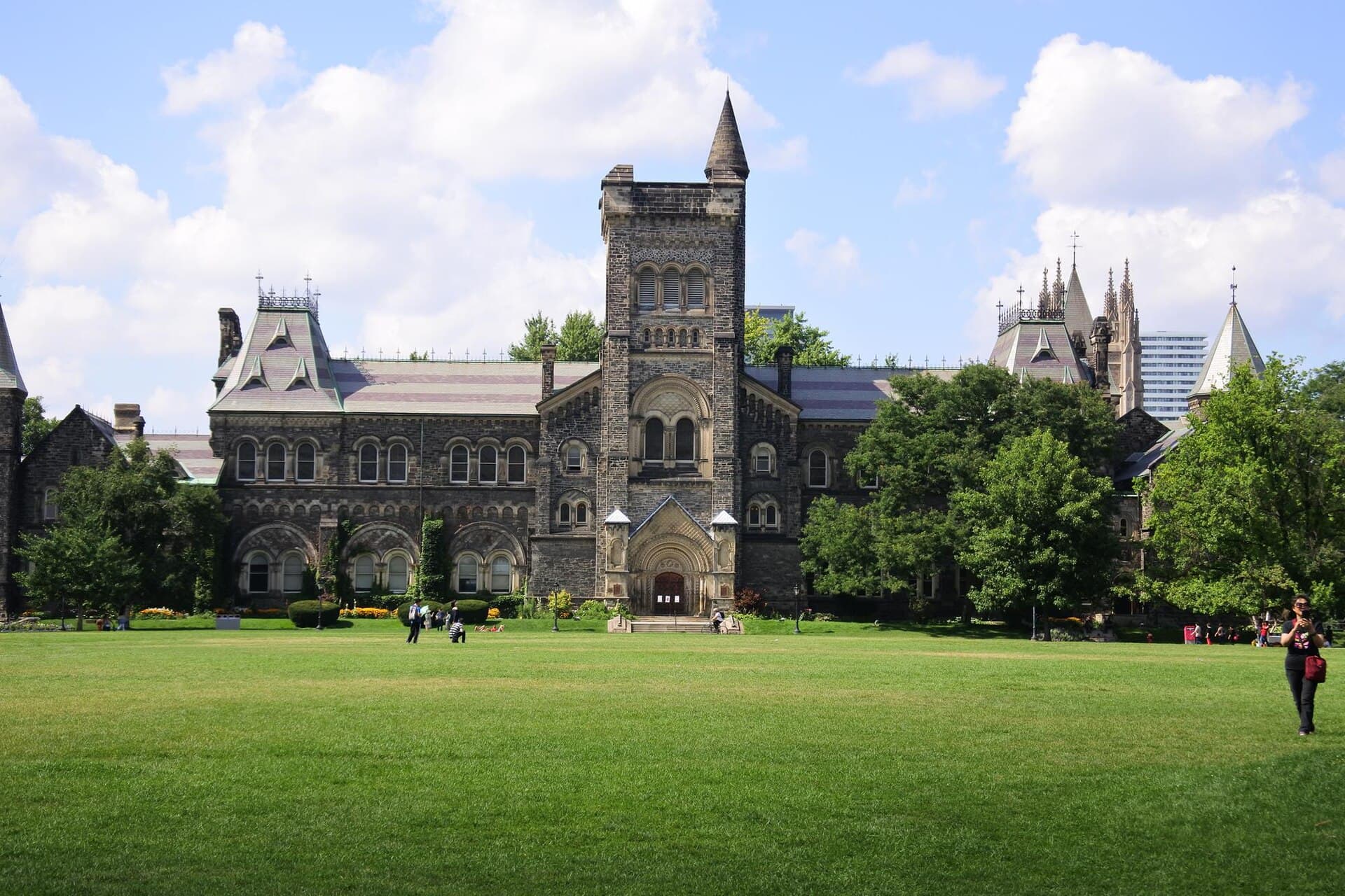 How Americans get a Canadian study permit