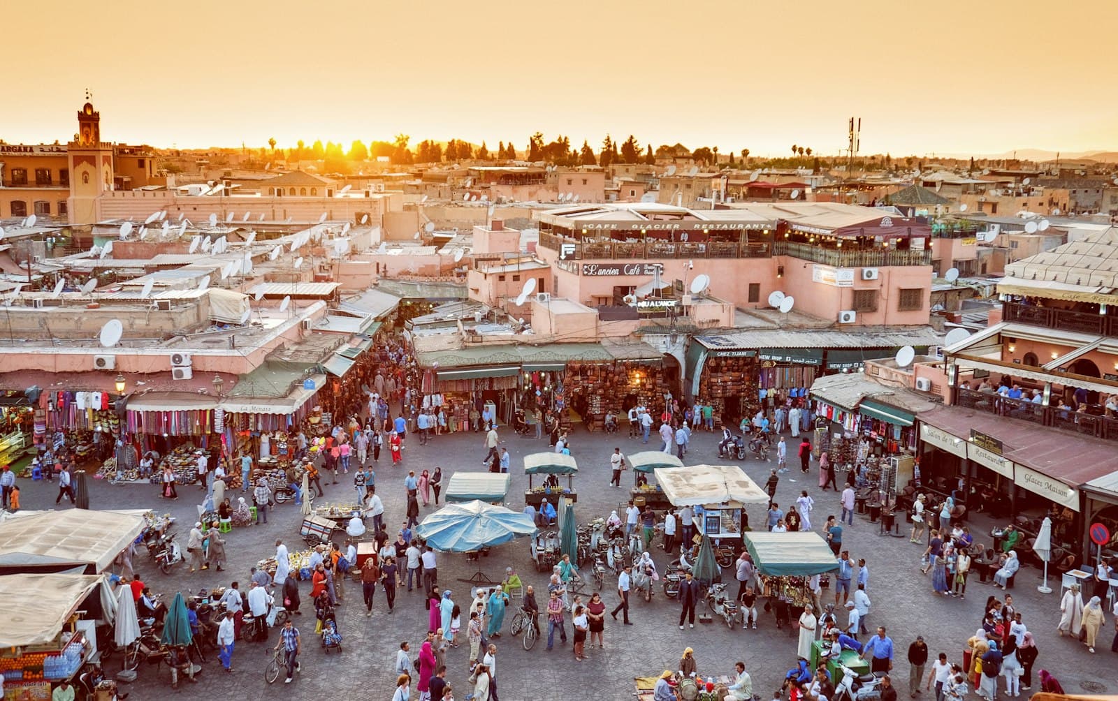 Evening crowds and market stalls in Jemaa el-Fnaa square, Marrakech