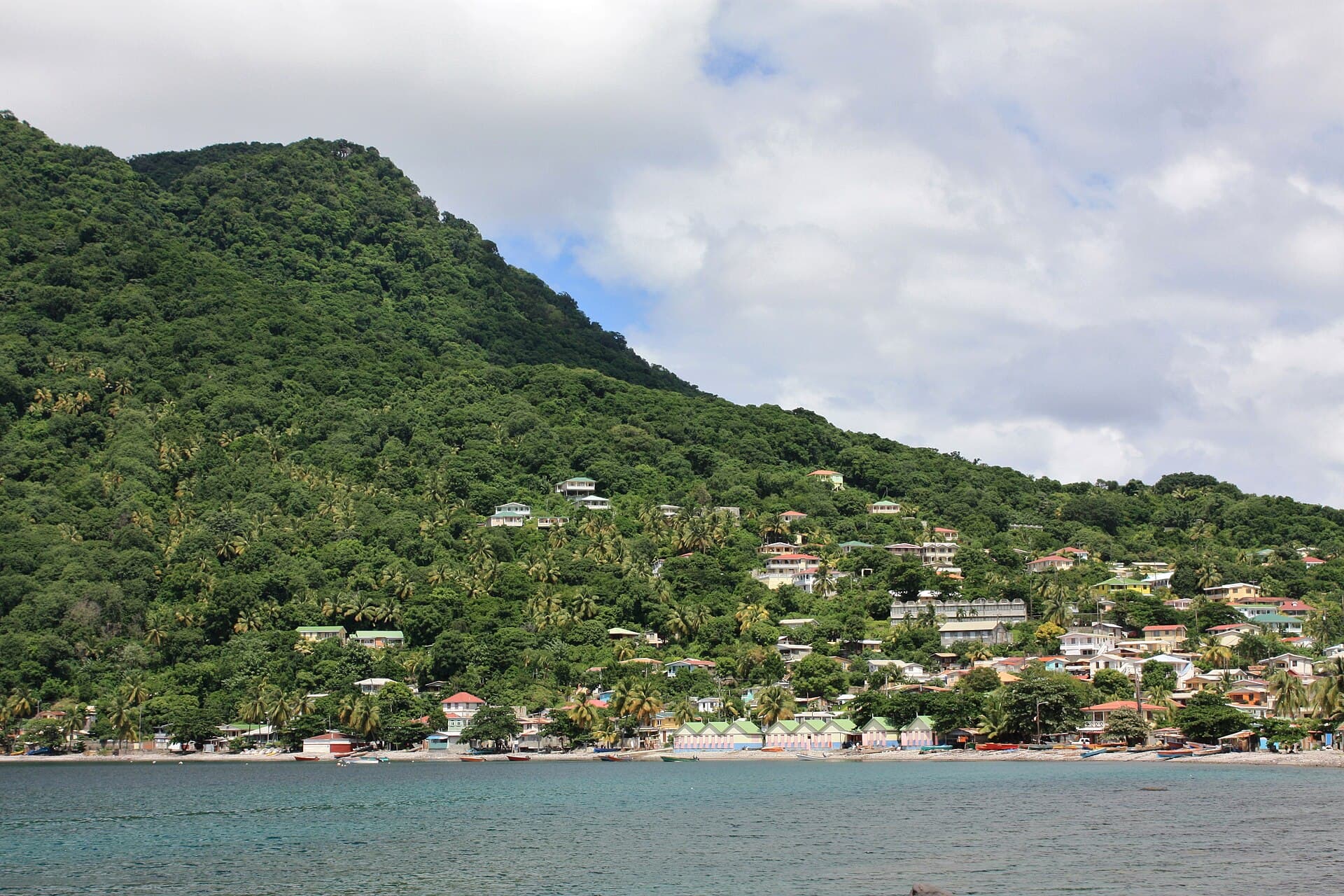 Dominica permanent residence: five years, and no income test