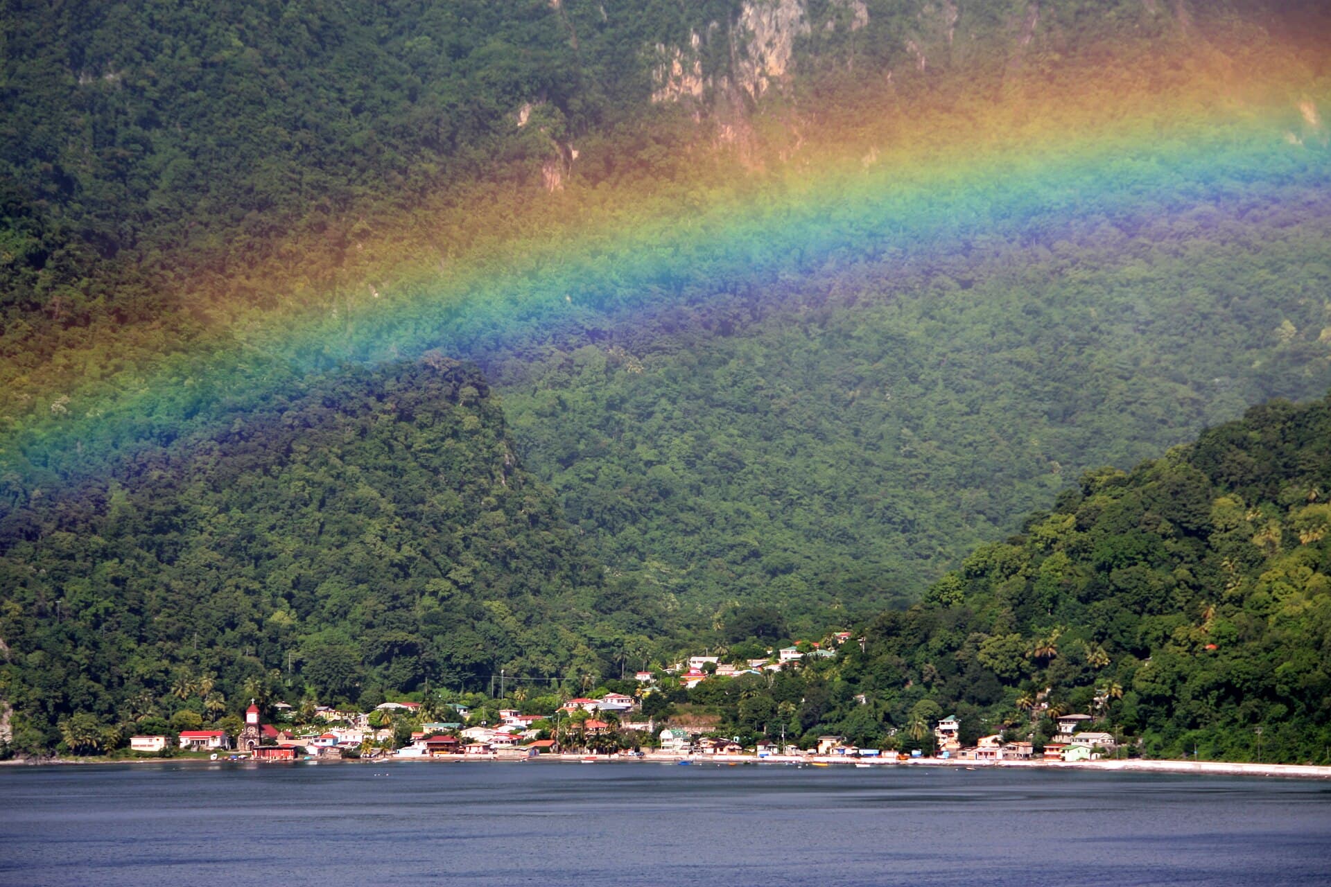 Dominica will sell you a passport for $200,000, and now it wants you to come get it
