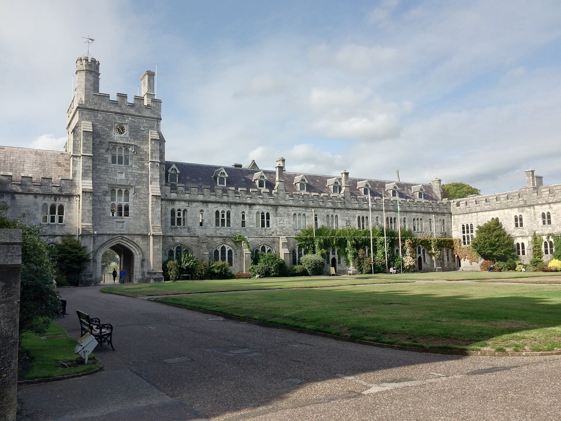 Americans don't apply for an Irish student visa