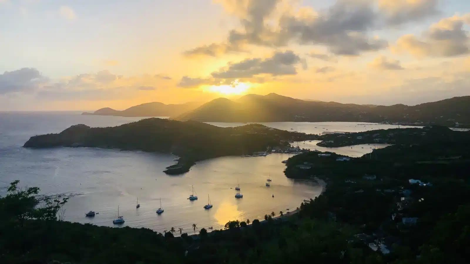 Moving to Antigua and Barbuda: an English-speaking island with no income tax