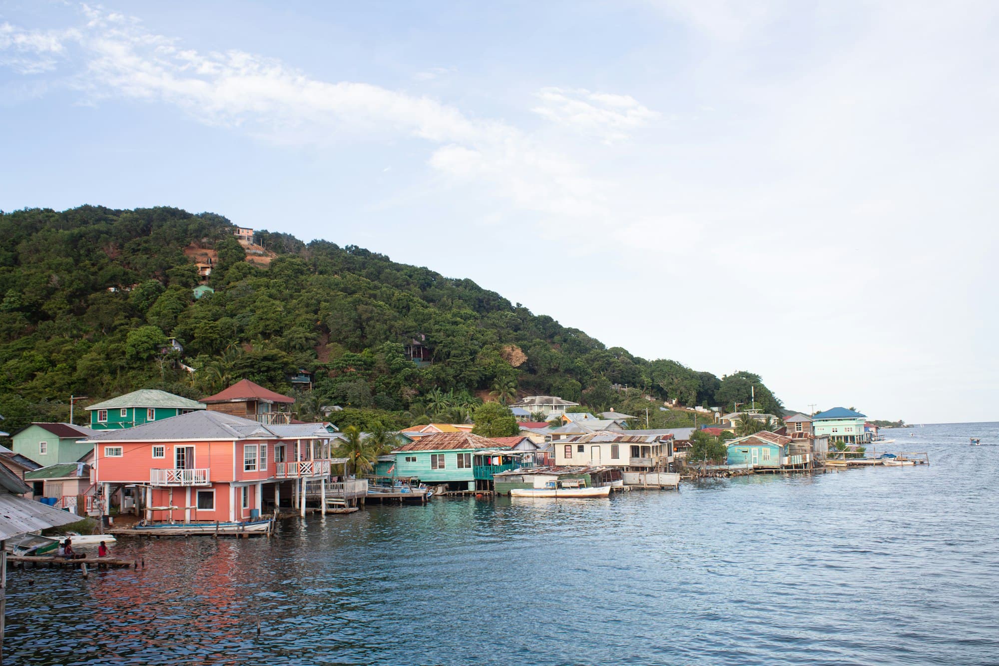 A $1,500 pension gets you Honduran residency. Where you live decides the rest.