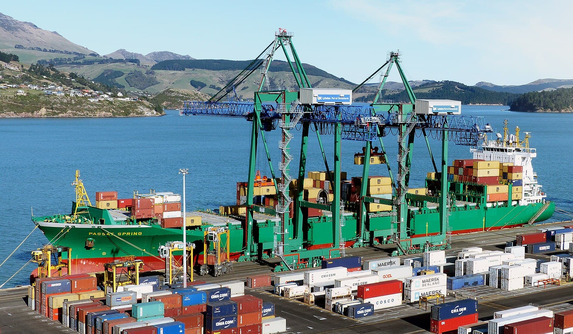 Buy a New Zealand business, and go run it