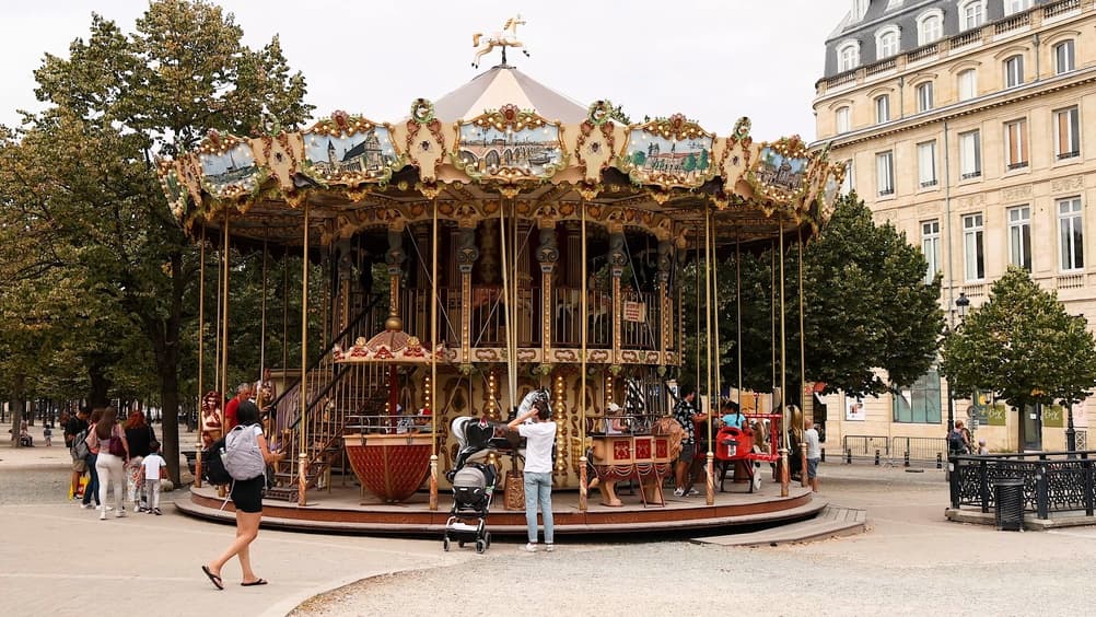 Living in Bordeaux, France: Costs, Safety and Daily Life