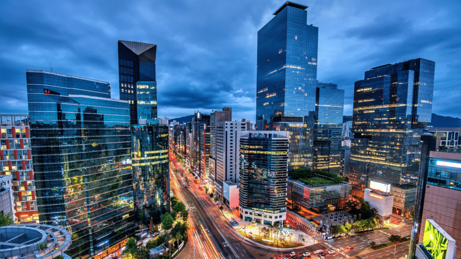 Korean permanent residence for $500,000 and five Korean hires