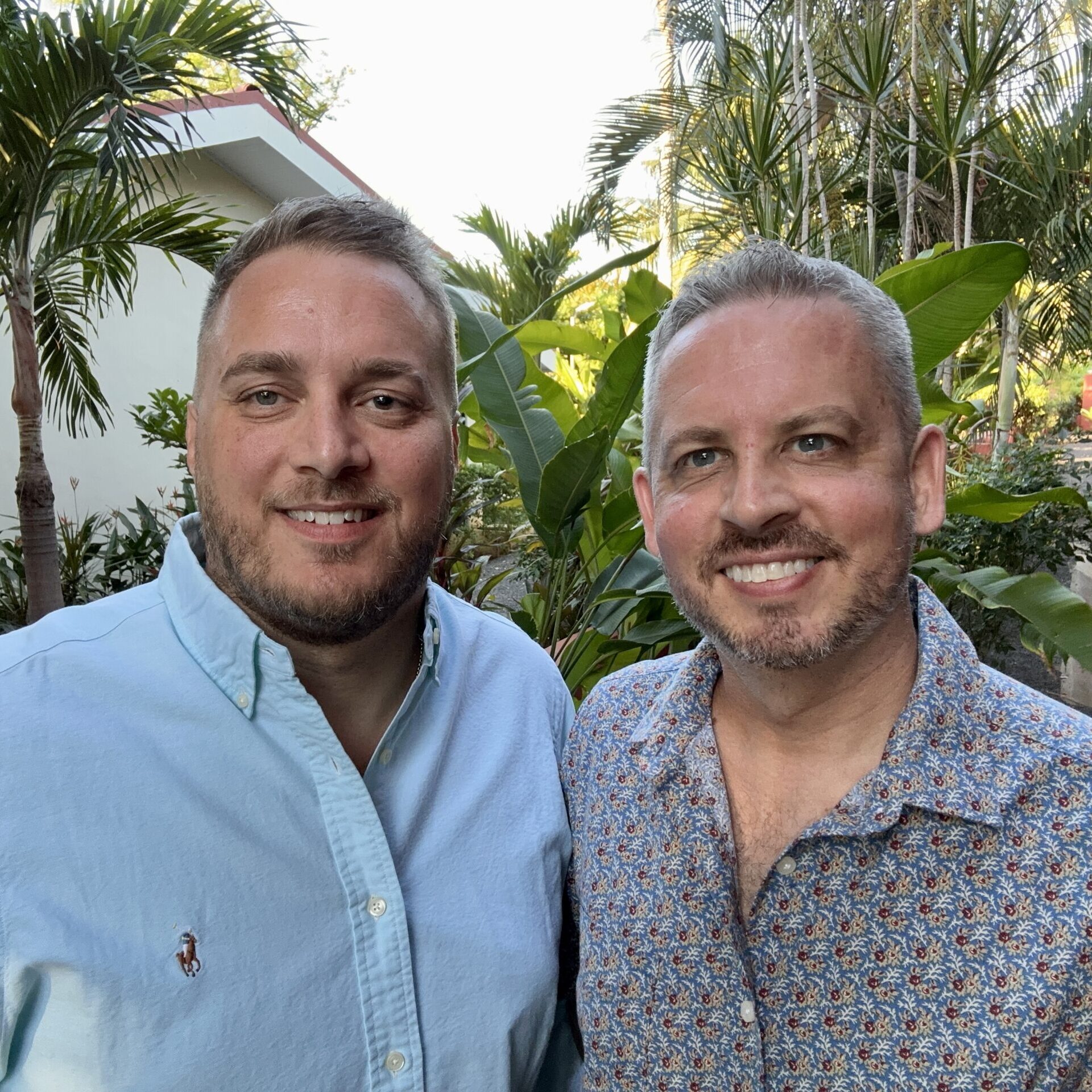 Robbie & Steve Costa Rica casual 2
