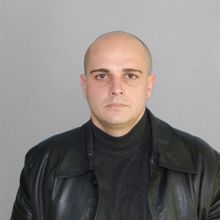 Biser Borisov headshot