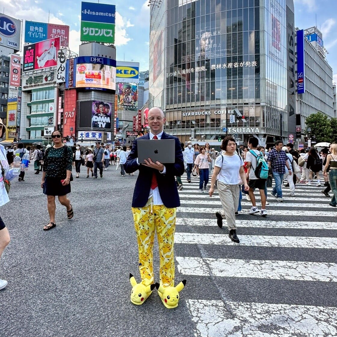 Nick Woolsey Japan casual
